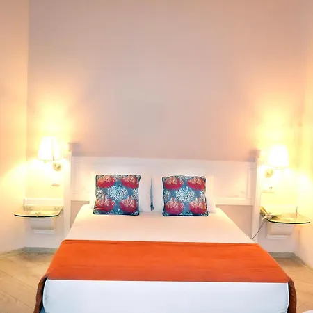 Amilla Hotel 4*